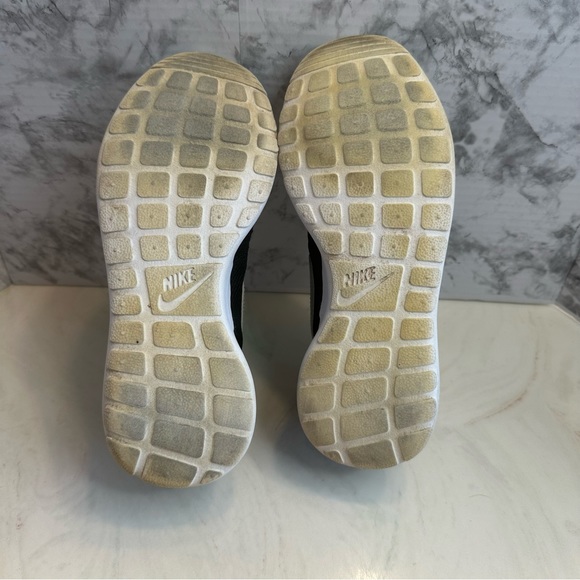 Nike Roshe one running shoe - Picture 3 of 7